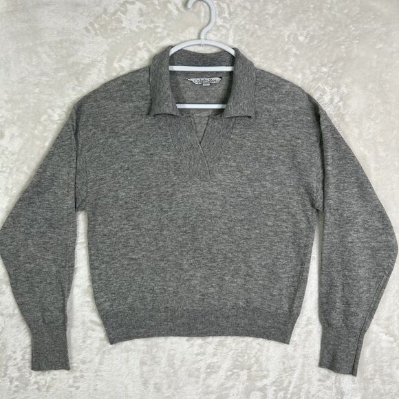 Ophelia Roe Women's Sweater Collar Sz M Cropped  Fine Wool Blend Soft Gray Chick - Picture 2 of 11